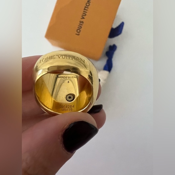 Louis Vuitton ring - Picture 4 of 4